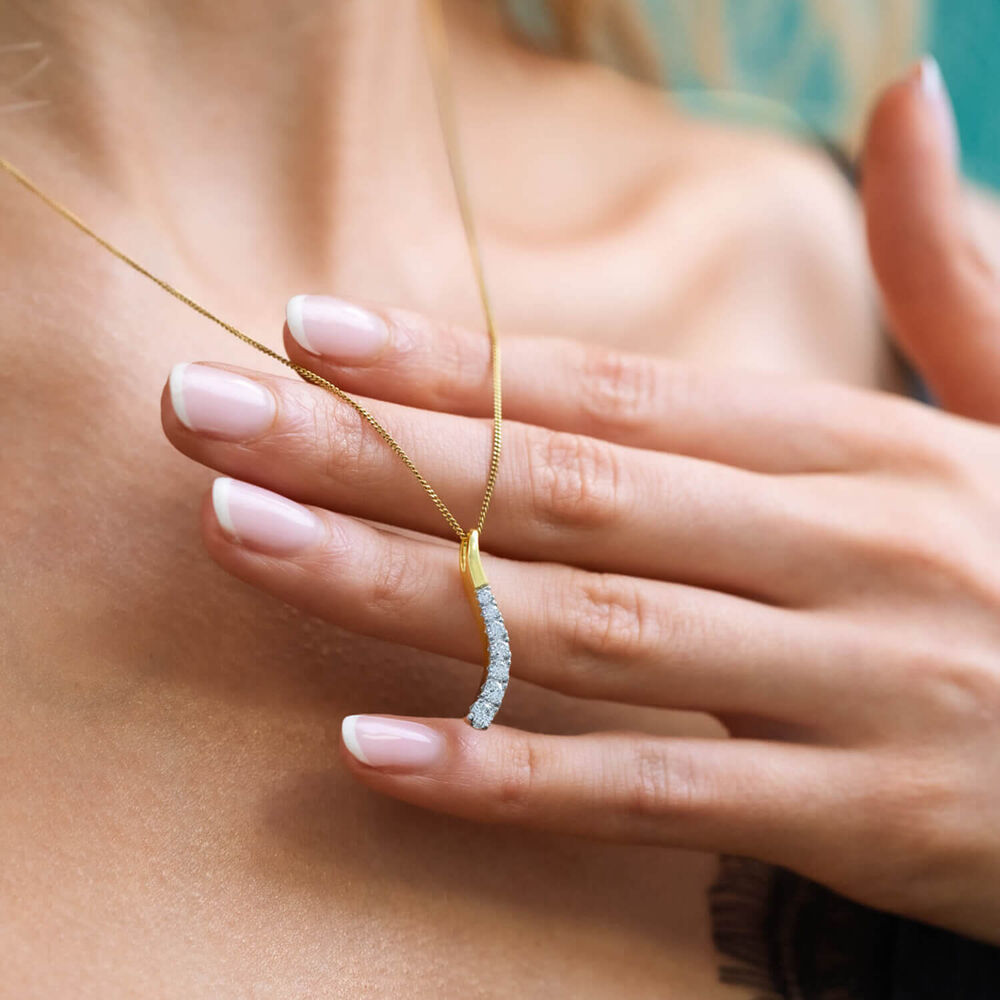 ${productbrand} 9ct Yellow & White Gold 0.33ct Diamond Eternal Journey Pendant image number 5